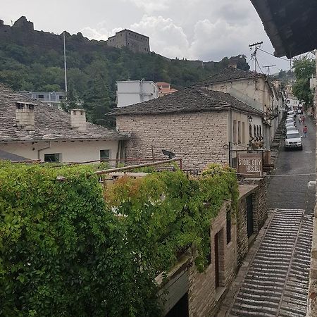 Eva Guesthouse Gjirokastër 外观 照片