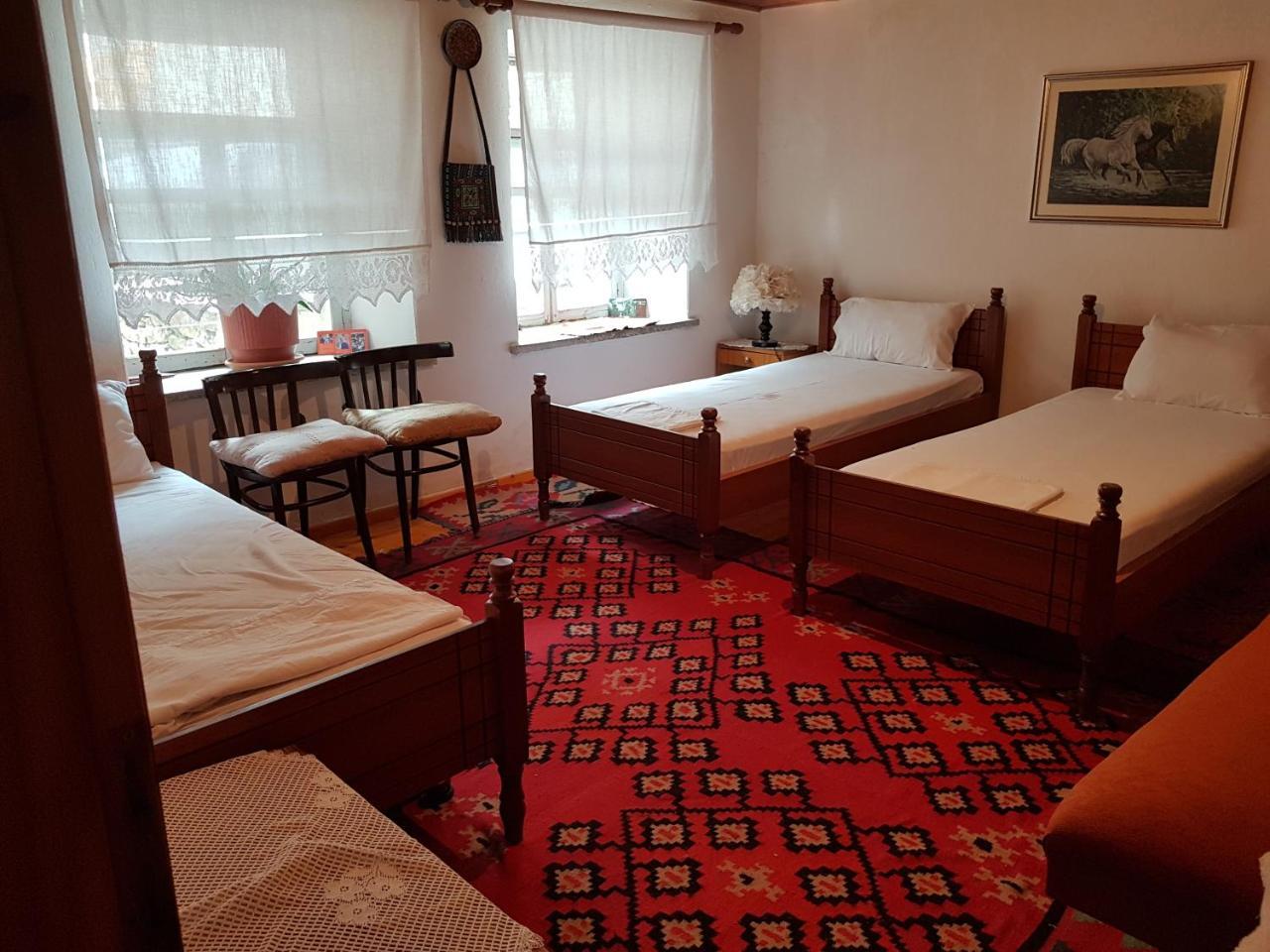 Eva Guesthouse Gjirokastër 外观 照片