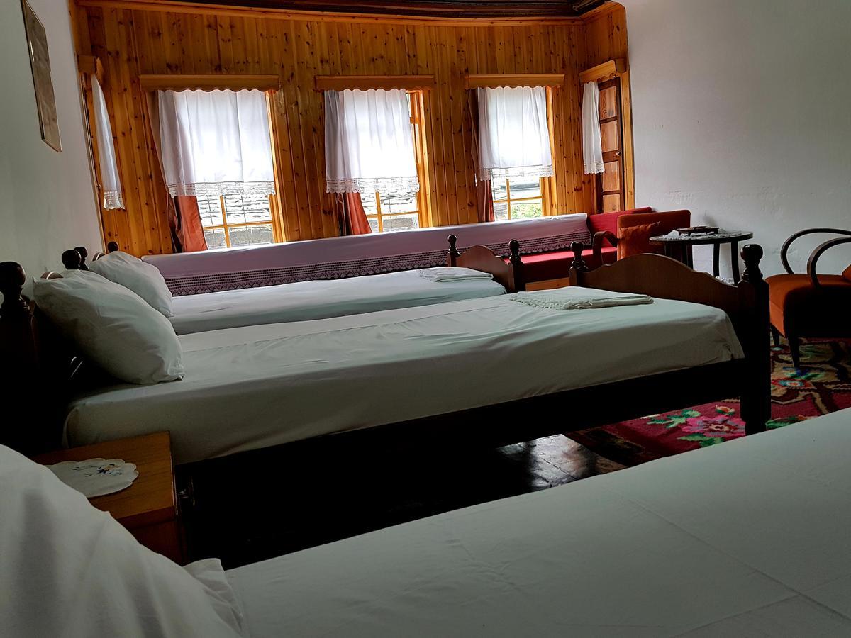 Eva Guesthouse Gjirokastër 外观 照片