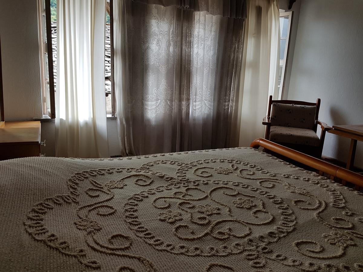 Eva Guesthouse Gjirokastër 外观 照片
